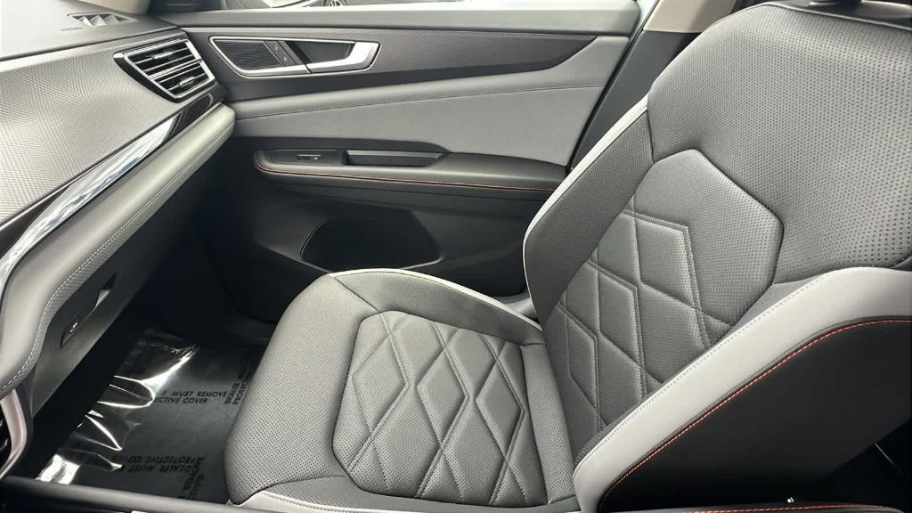 new 2025 Volkswagen Atlas car, priced at $46,549