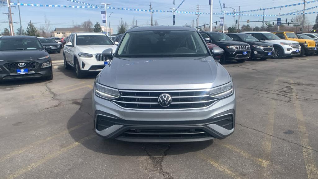 new 2024 Volkswagen Tiguan car, priced at $33,886