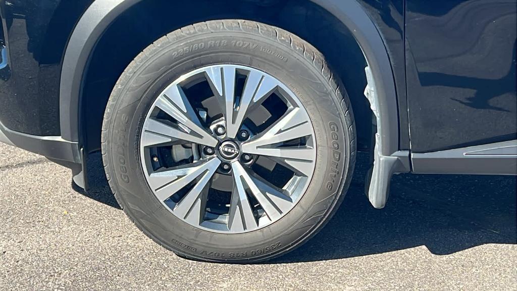 used 2022 Nissan Rogue car, priced at $19,628