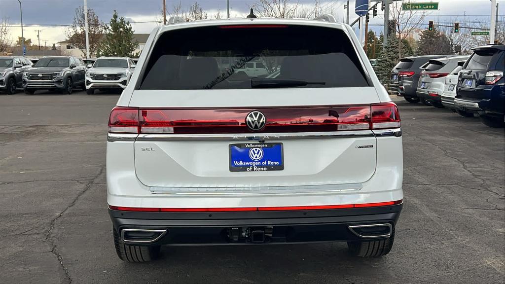 new 2025 Volkswagen Atlas car, priced at $50,284