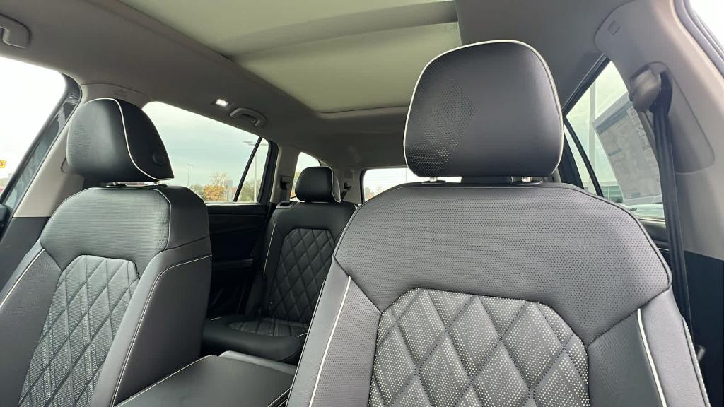 new 2026 Volkswagen Atlas car, priced at $57,304