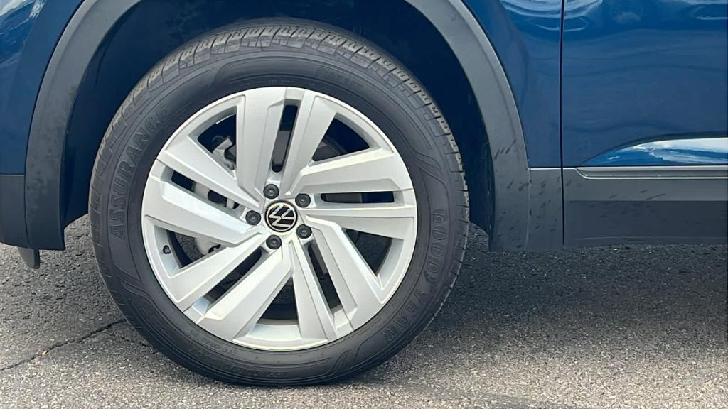 used 2023 Volkswagen Atlas Cross Sport car, priced at $28,360