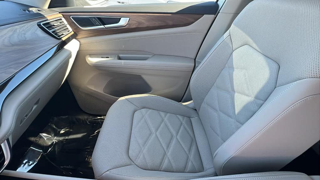 new 2026 Volkswagen Atlas car, priced at $49,030