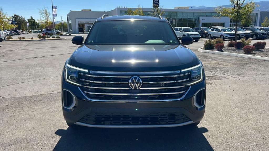 new 2024 Volkswagen Atlas car, priced at $42,715