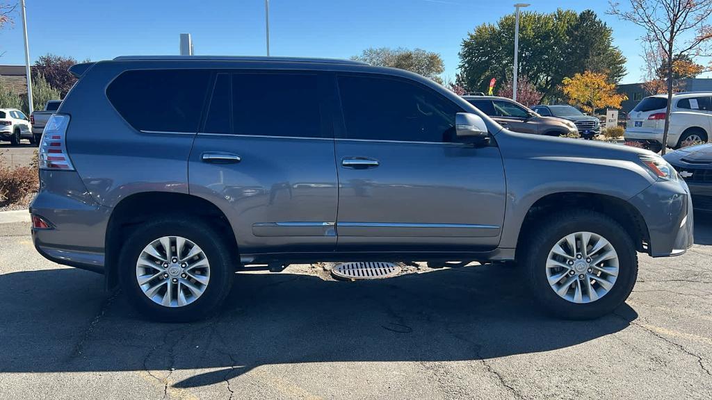 used 2015 Lexus GX 460 car, priced at $24,977