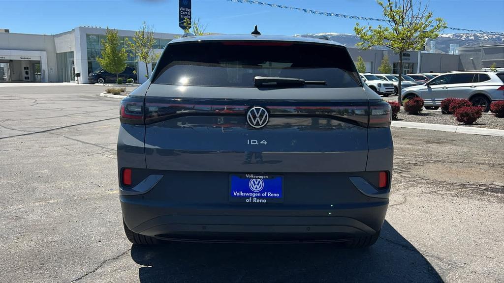 new 2025 Volkswagen ID.4 car, priced at $47,361