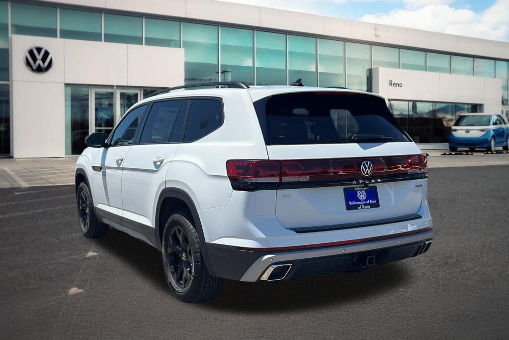 new 2025 Volkswagen Atlas car, priced at $44,118