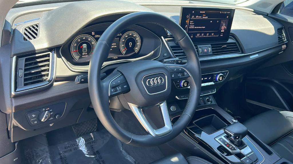 used 2021 Audi Q5 car, priced at $24,215