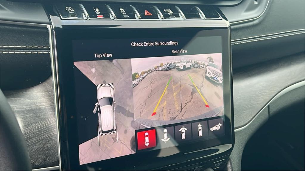 used 2022 Jeep Grand Cherokee car, priced at $28,988