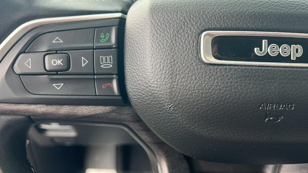 used 2022 Jeep Grand Cherokee car, priced at $28,988