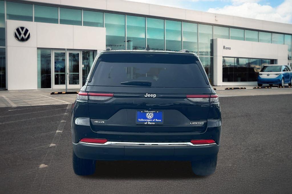 used 2022 Jeep Grand Cherokee car, priced at $28,988