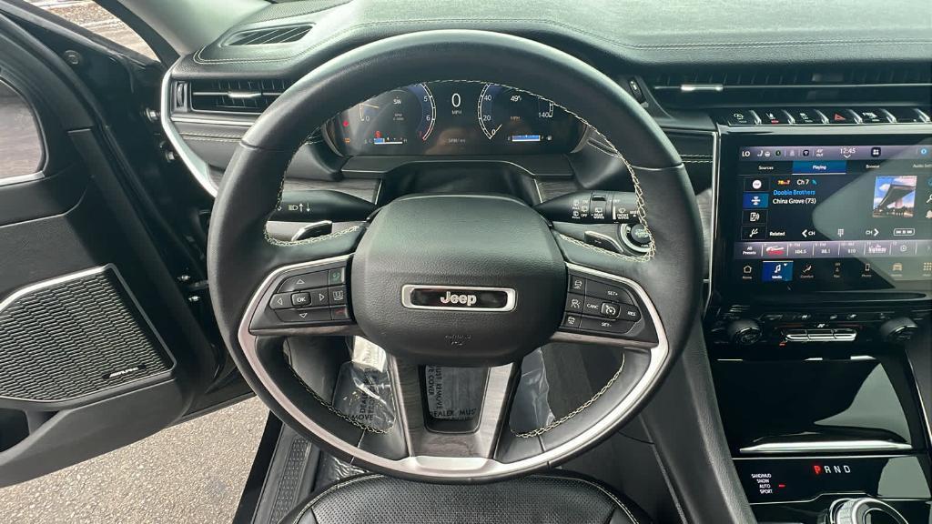 used 2022 Jeep Grand Cherokee car, priced at $28,988