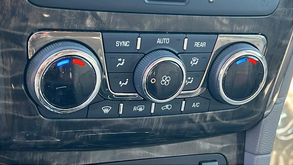 used 2014 Buick Enclave car, priced at $9,988