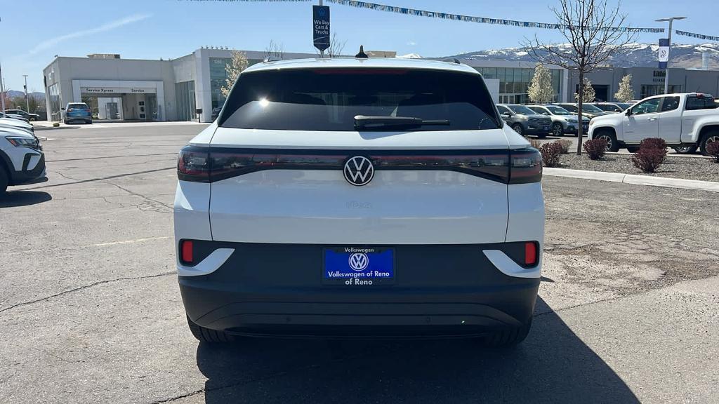 new 2025 Volkswagen ID.4 car, priced at $42,666