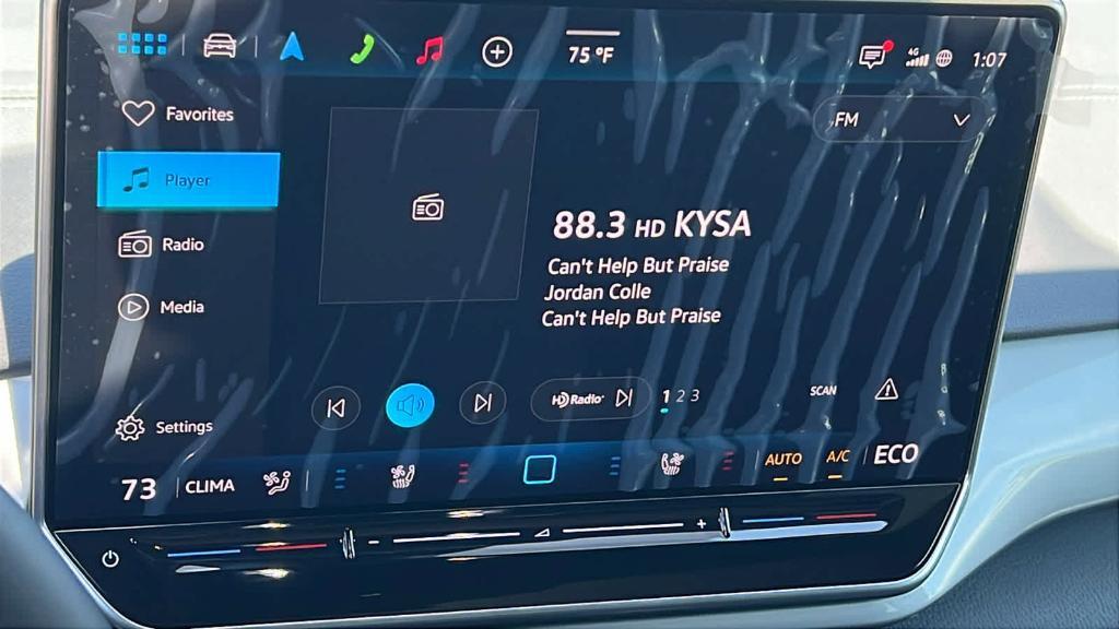 new 2025 Volkswagen ID.4 car, priced at $55,561