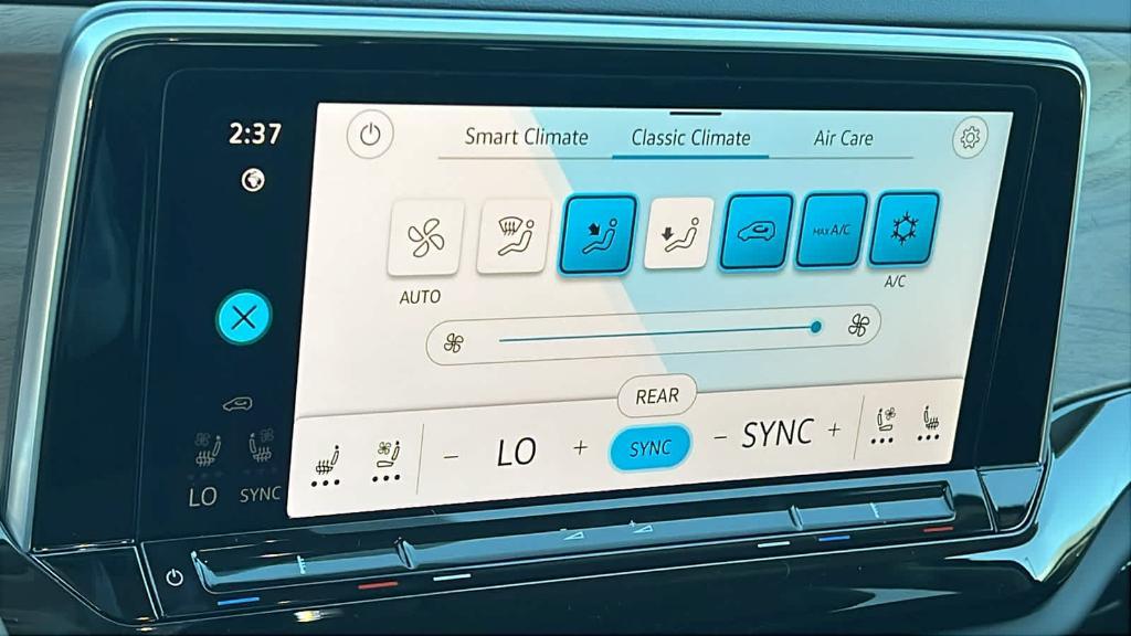 new 2026 Volkswagen Atlas car, priced at $47,375