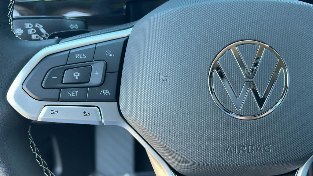 new 2026 Volkswagen Atlas car, priced at $47,375