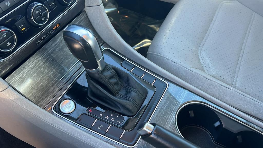 used 2017 Volkswagen Passat car, priced at $13,487