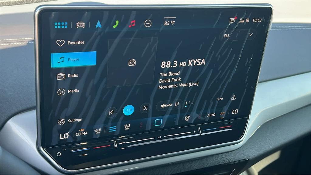 new 2025 Volkswagen ID.4 car, priced at $51,716
