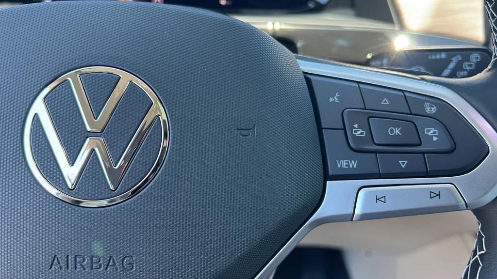 new 2025 Volkswagen Atlas car, priced at $47,366