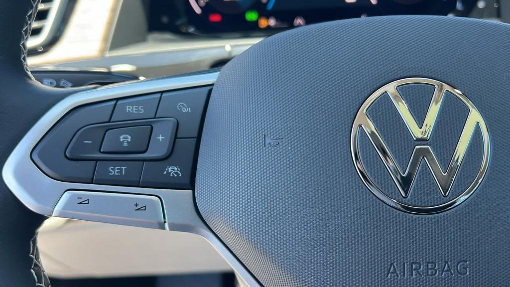 new 2025 Volkswagen Atlas car, priced at $47,366