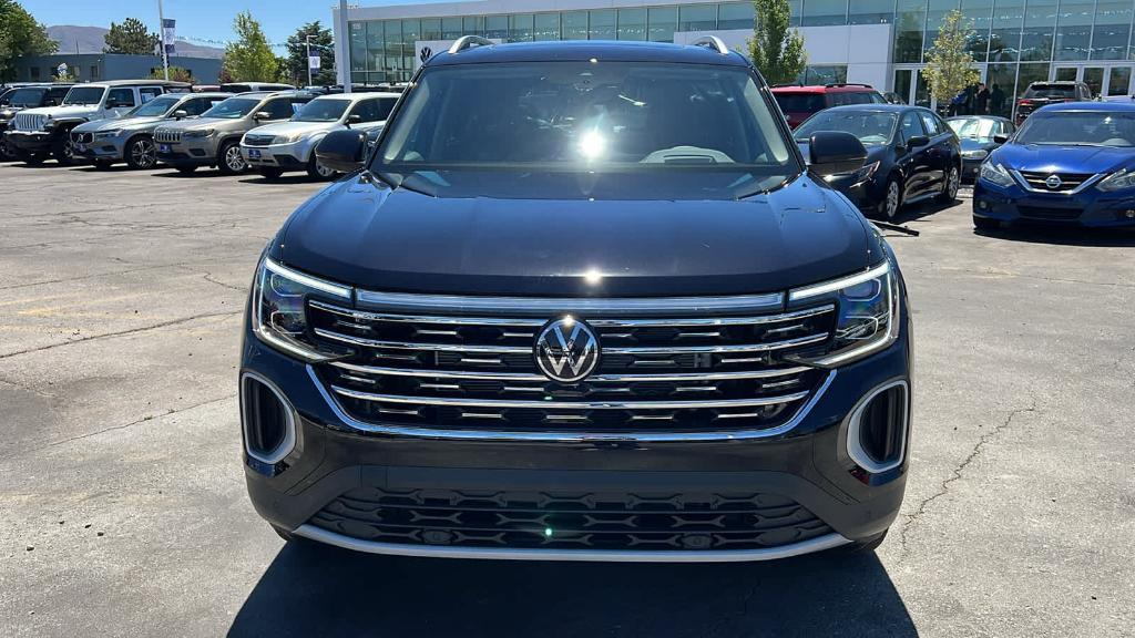 new 2024 Volkswagen Atlas car, priced at $48,514