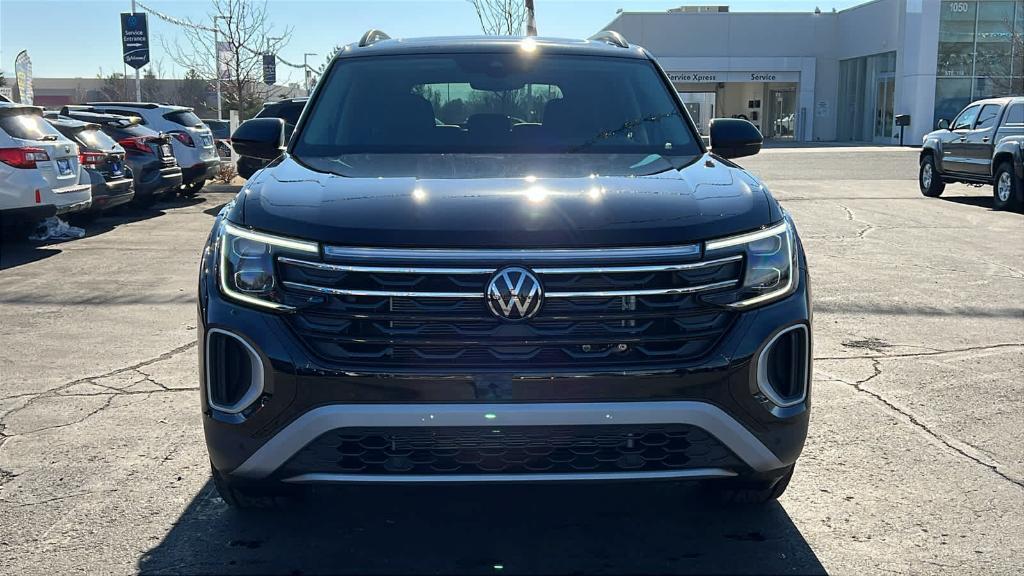 new 2025 Volkswagen Atlas car, priced at $47,586