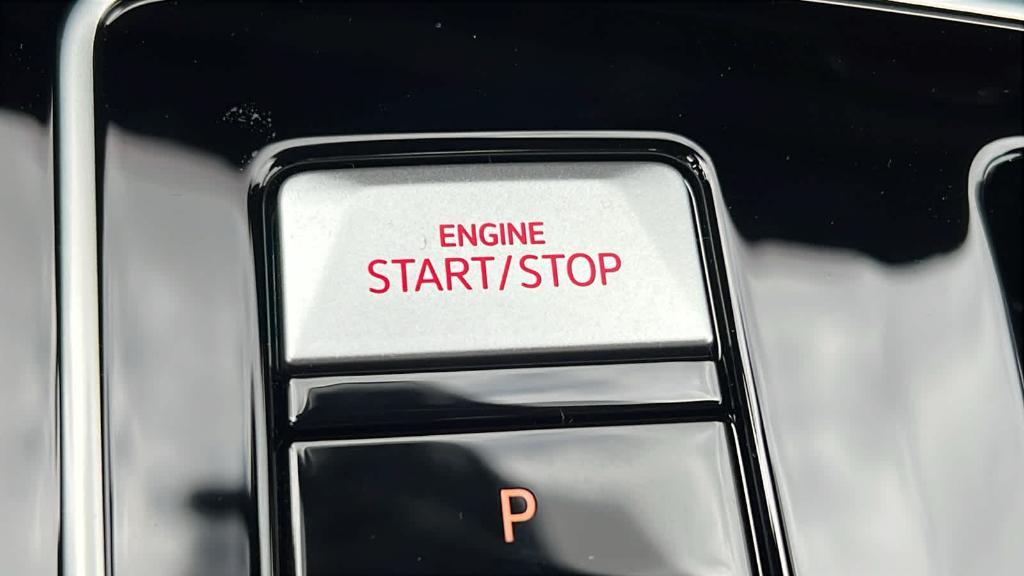 new 2025 Volkswagen Golf GTI car, priced at $41,318