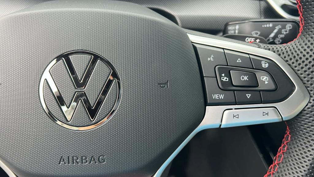 new 2025 Volkswagen Golf GTI car, priced at $41,318