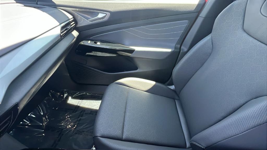 new 2025 Volkswagen ID.4 car, priced at $53,434