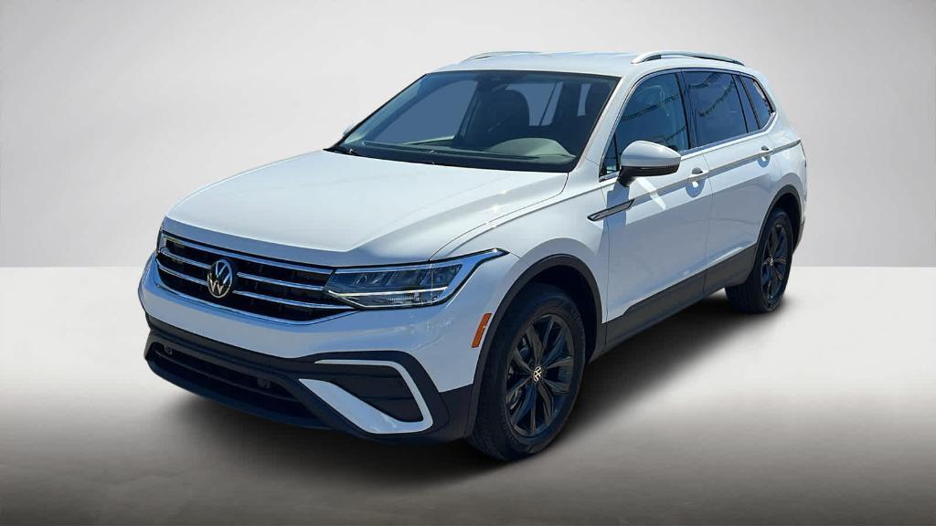 new 2024 Volkswagen Tiguan car, priced at $32,686