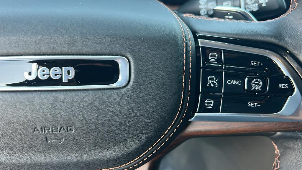 used 2025 Jeep Grand Cherokee car, priced at $55,988