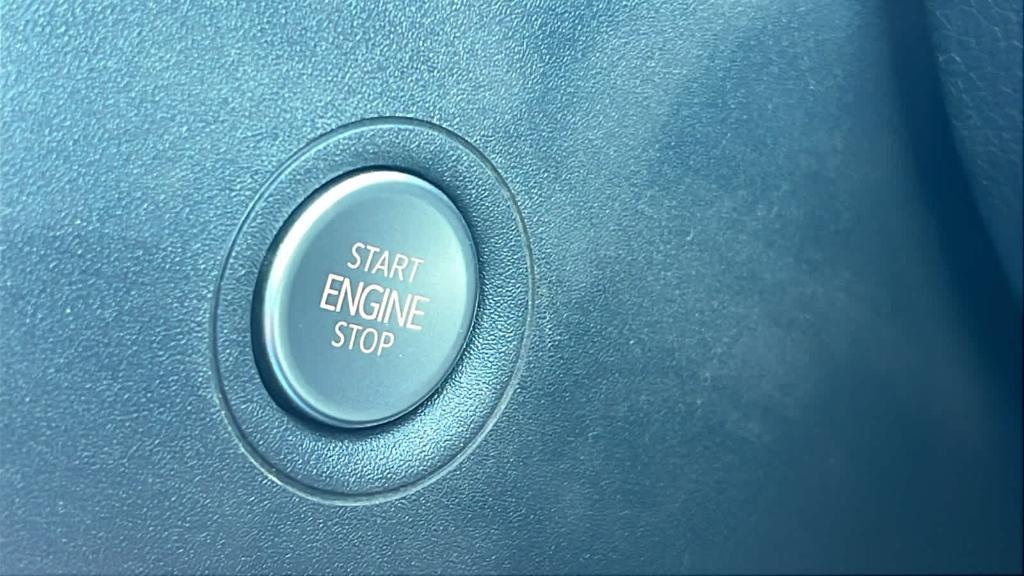 new 2025 Volkswagen ID.4 car, priced at $44,495