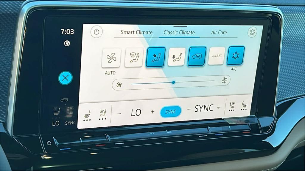 new 2026 Volkswagen Atlas Cross Sport car, priced at $51,340