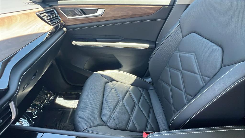used 2025 Volkswagen Atlas car, priced at $40,579