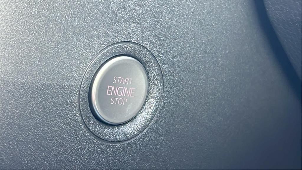 new 2025 Volkswagen ID.4 car, priced at $44,495