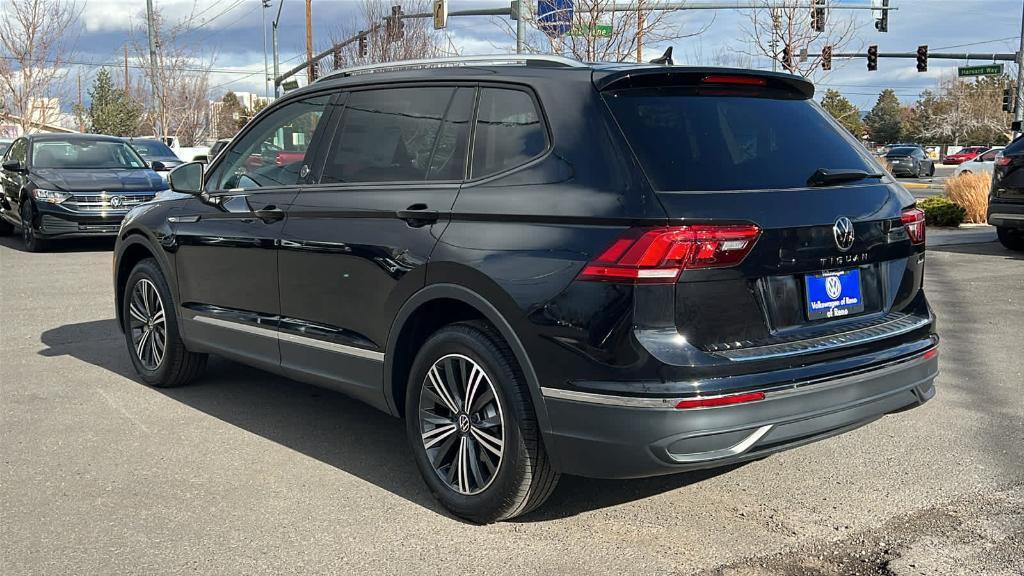 new 2024 Volkswagen Tiguan car, priced at $33,445