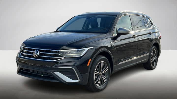 new 2024 Volkswagen Tiguan car, priced at $33,445