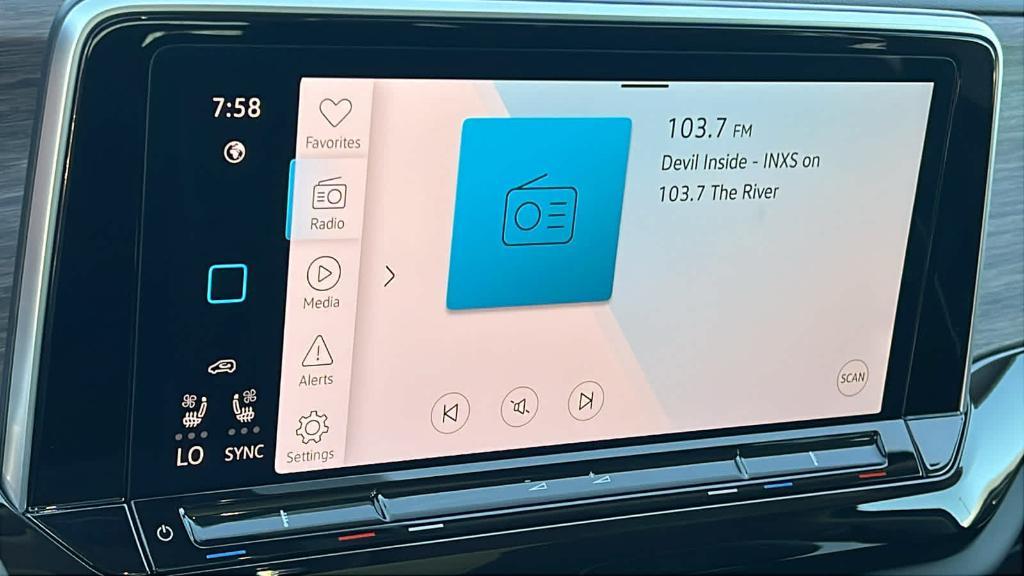 new 2026 Volkswagen Atlas car, priced at $57,804