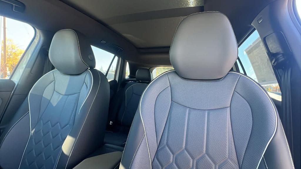 new 2026 Volkswagen Tiguan car, priced at $45,707