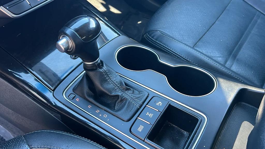 used 2017 Kia Sorento car, priced at $15,476