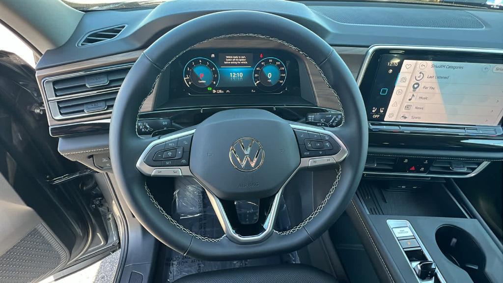 new 2025 Volkswagen Atlas car, priced at $38,305
