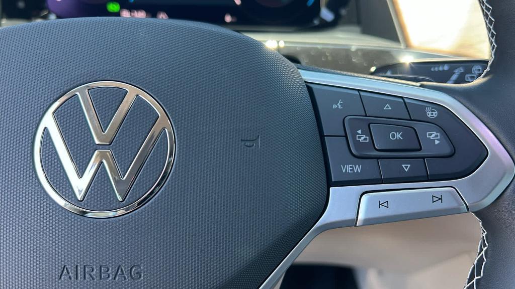 new 2025 Volkswagen Atlas car, priced at $43,101