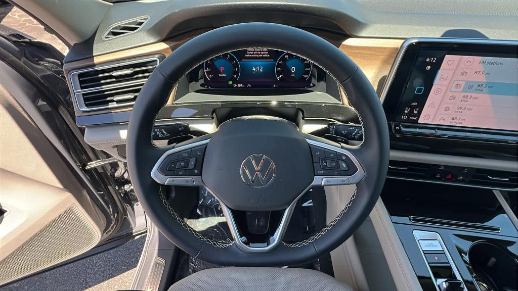 new 2025 Volkswagen Atlas car, priced at $43,101