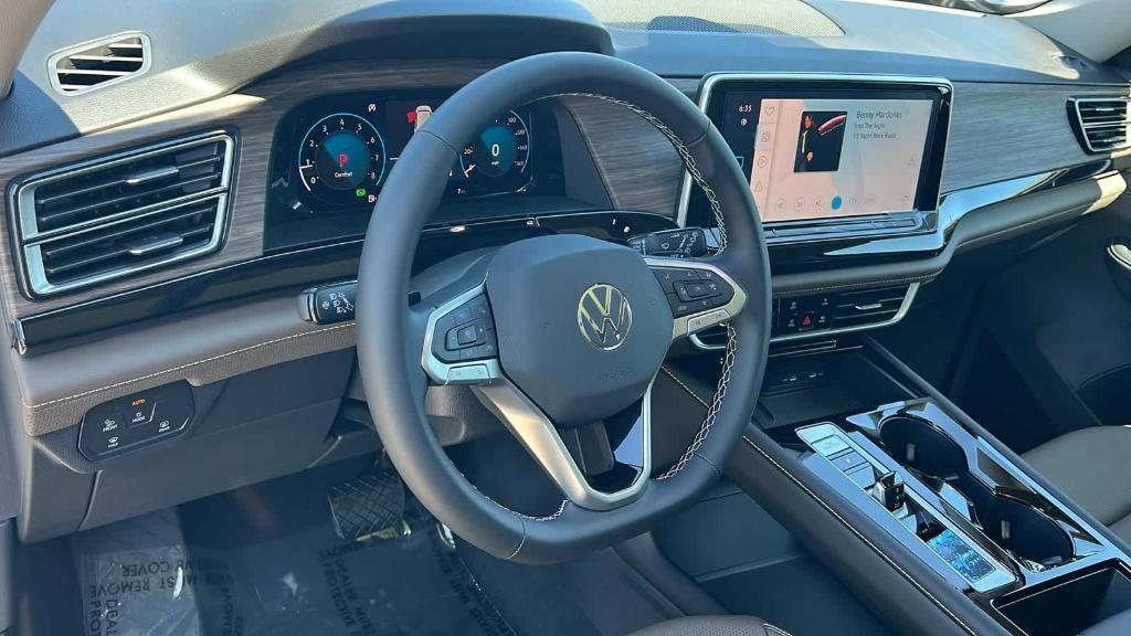 new 2025 Volkswagen Atlas car, priced at $48,489