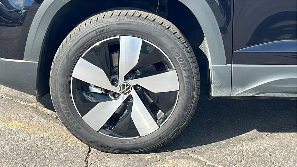 used 2025 Volkswagen Taos car, priced at $24,779
