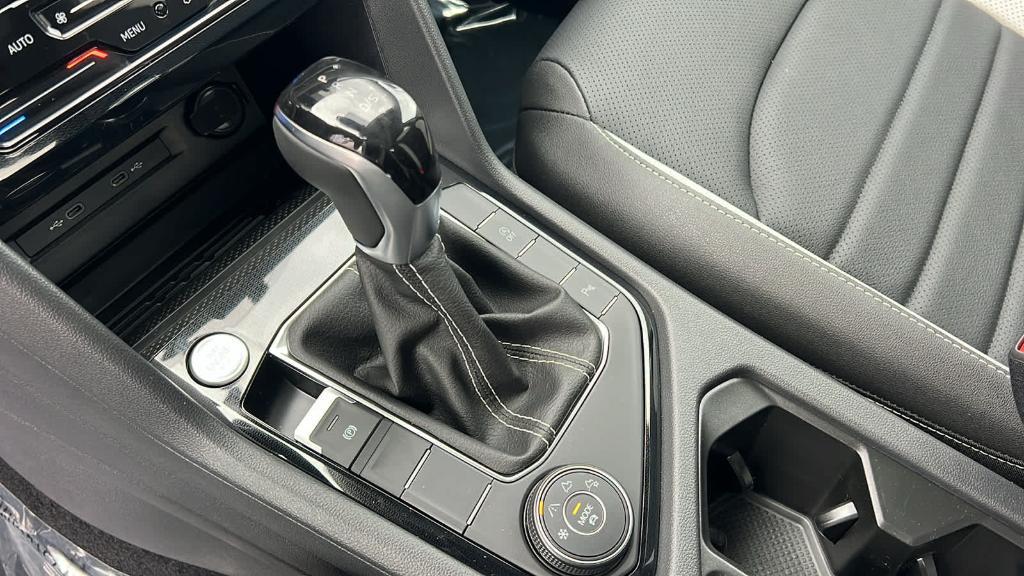 new 2025 Volkswagen Taos car, priced at $37,717