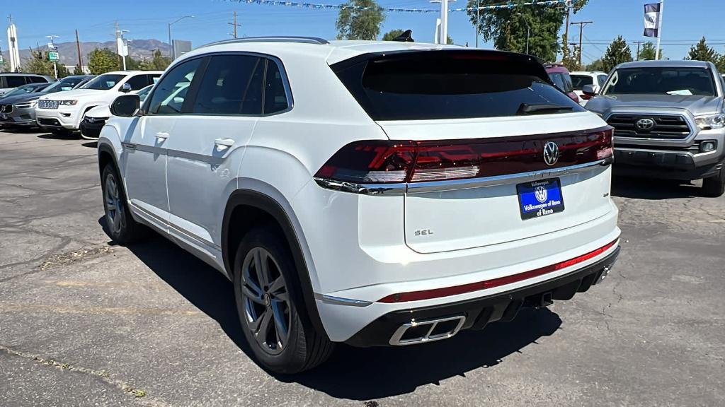 new 2024 Volkswagen Atlas Cross Sport car, priced at $49,221