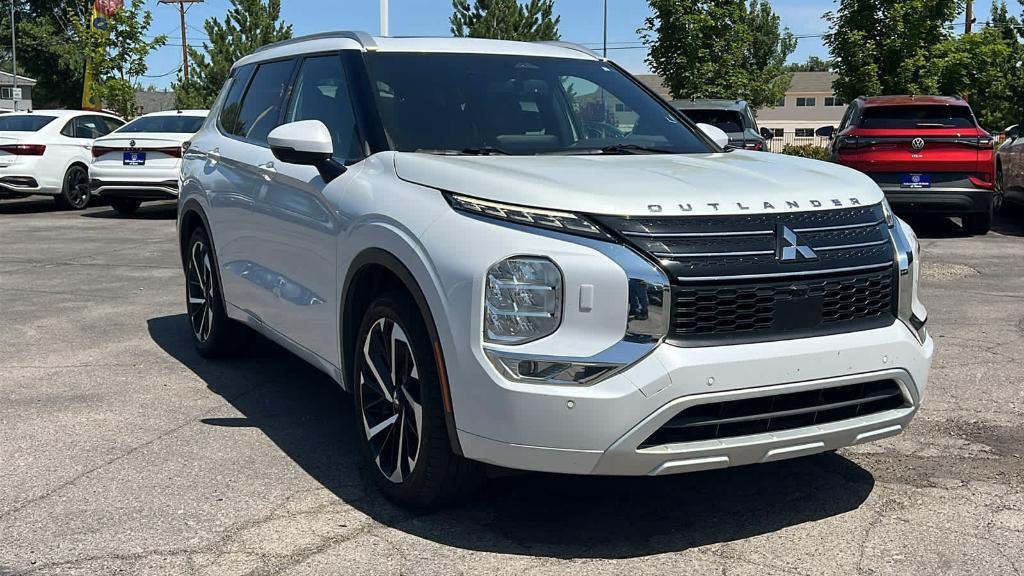 used 2022 Mitsubishi Outlander car, priced at $25,988