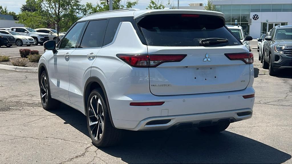 used 2022 Mitsubishi Outlander car, priced at $25,988